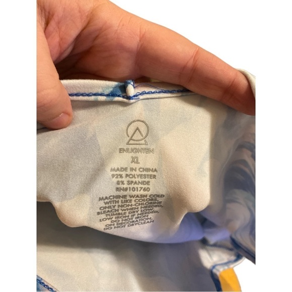 ENLIGHTEN crop top size XL​ - Picture 3 of 3